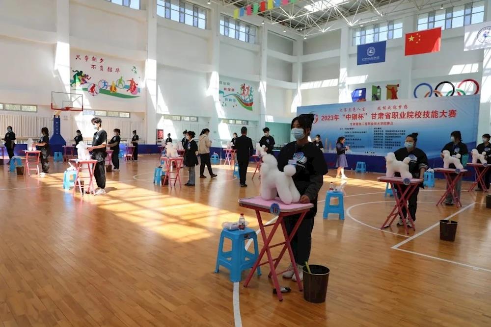 772bf189f8d547bda375b9a807350f87.jpg 772bf189f8d547bda375b9a807350f87.jpg